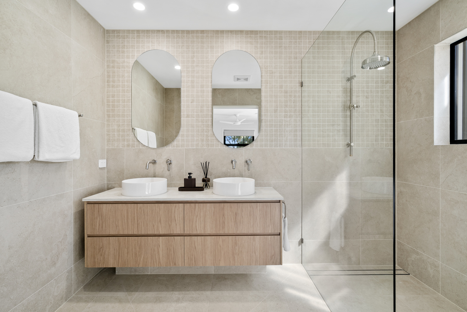 The Violet bathroom